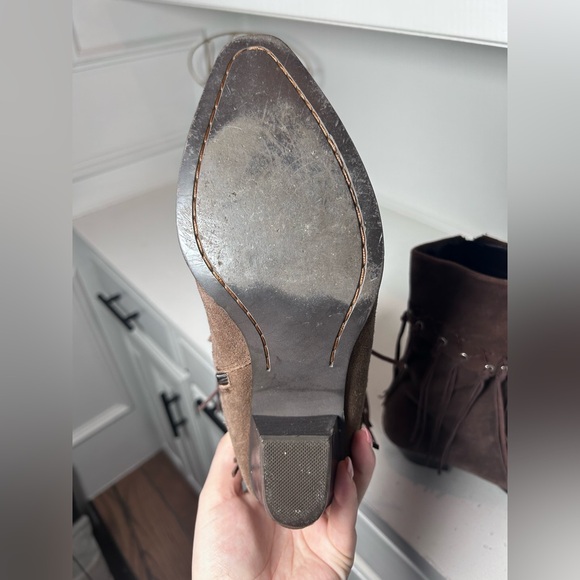 Oak Tree Farms Brown Suede Fringe Ankle Boots Women’s 8.5 Western Boho Side Zip - Picture 7 of 8